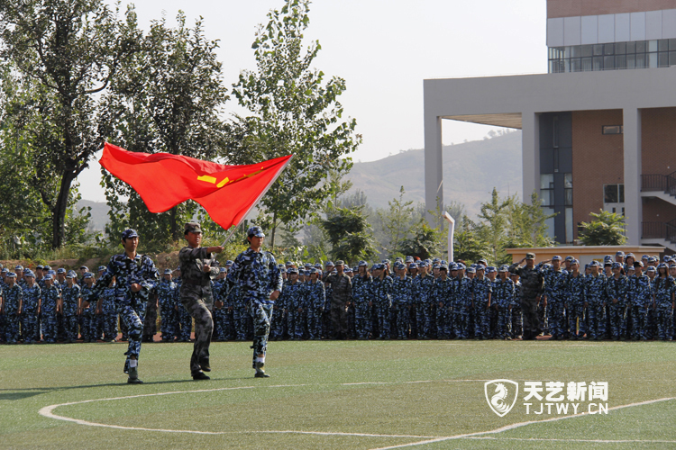 2011新生军训阅兵式及开学典礼